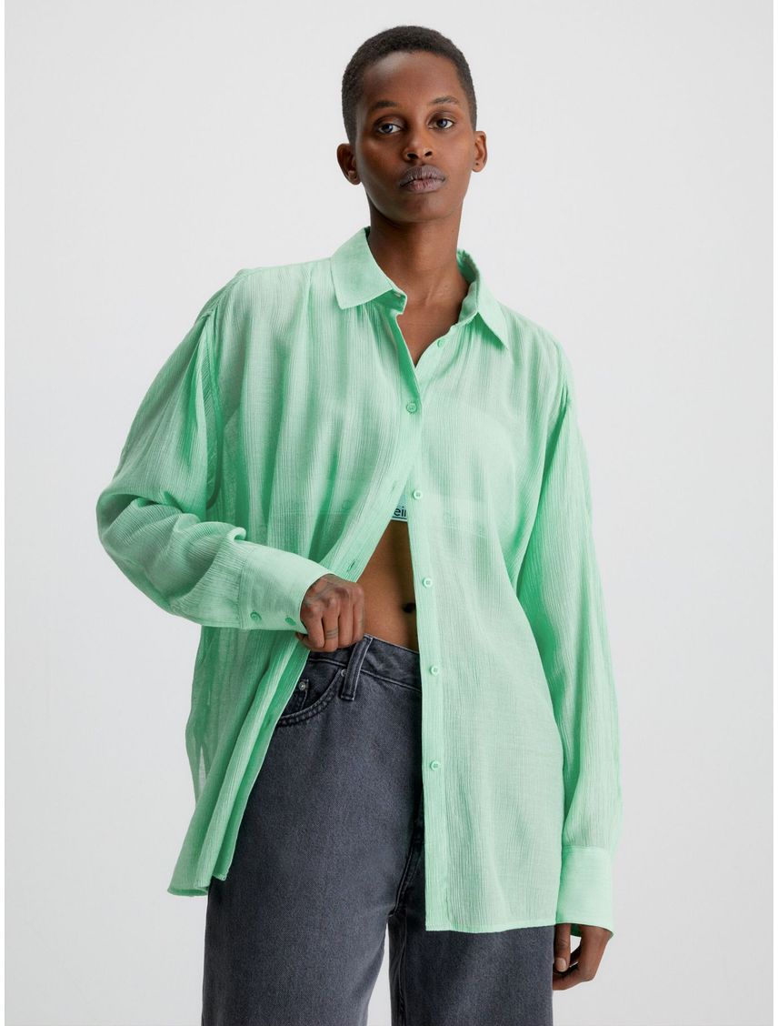 Camisa con espalda dividida de rayón arrugado
