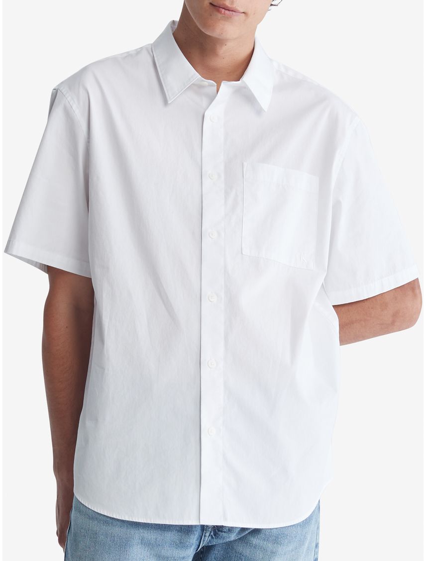 Camisa manga corta sencilla y sólida con logo