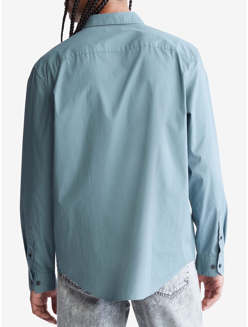 Camisa manga larga con bolsillo casual