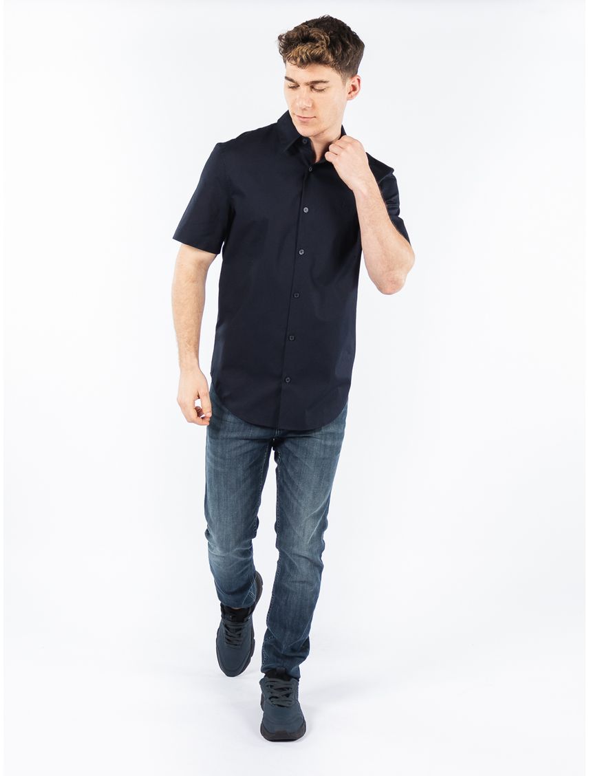 Camisa slim manga corta