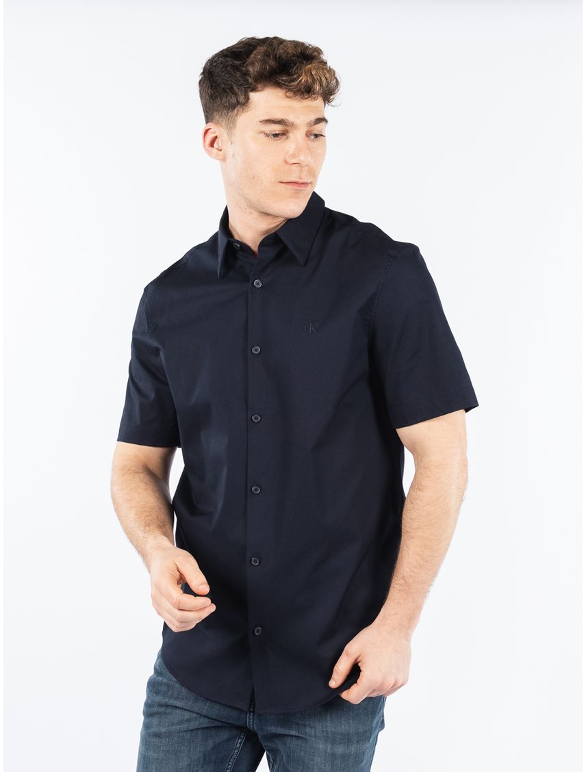 Camisa slim manga corta