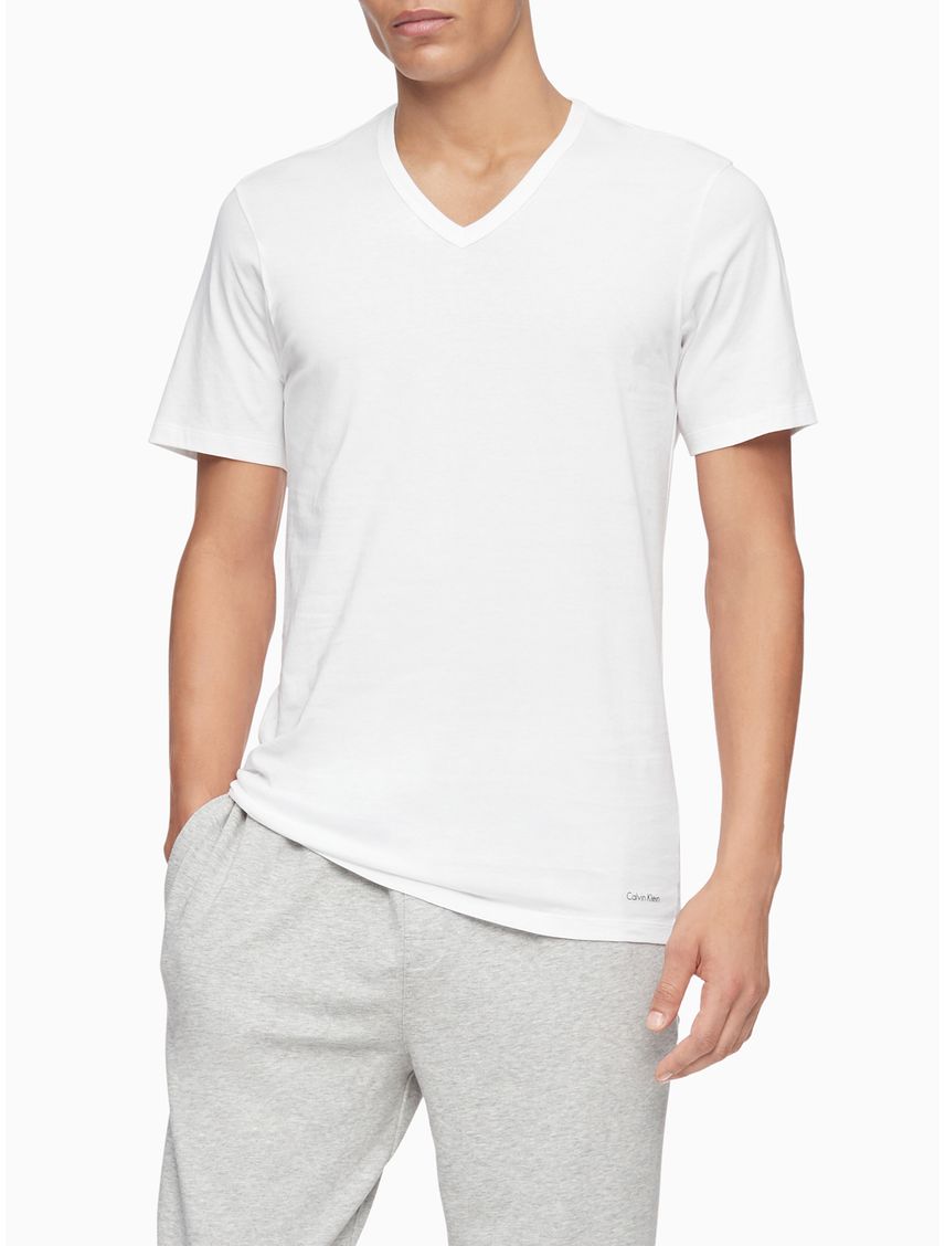 Pack de 3 remeras con cuello V