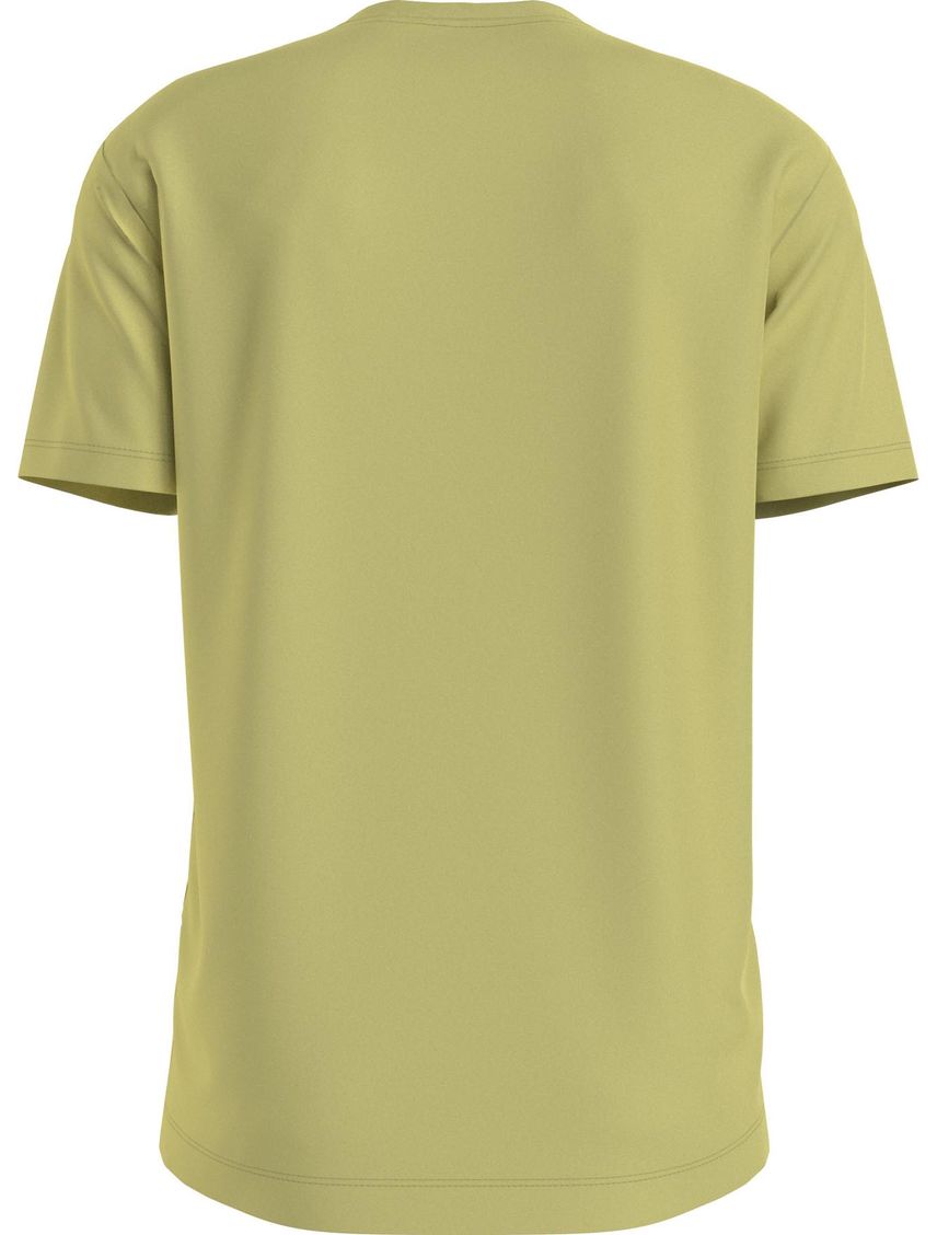 Remera con monograma en contraste