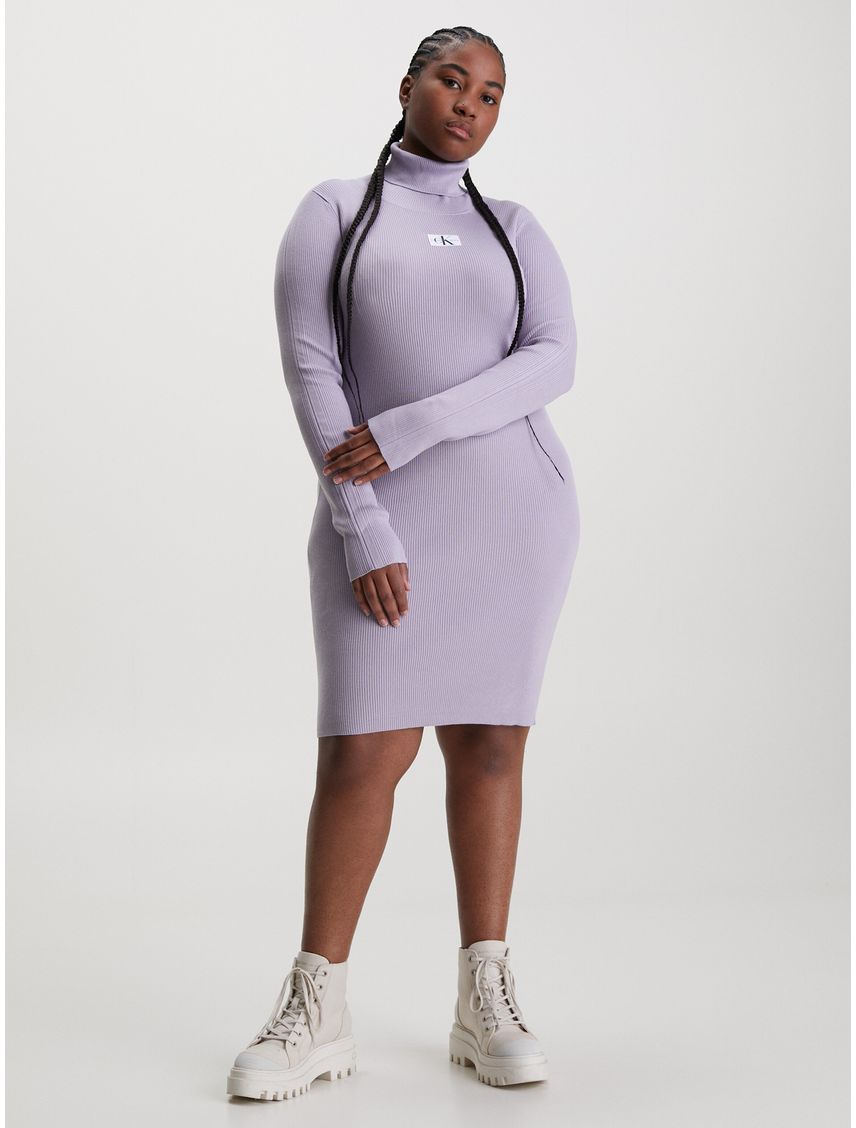 Vestido de punto slim con cuello alto