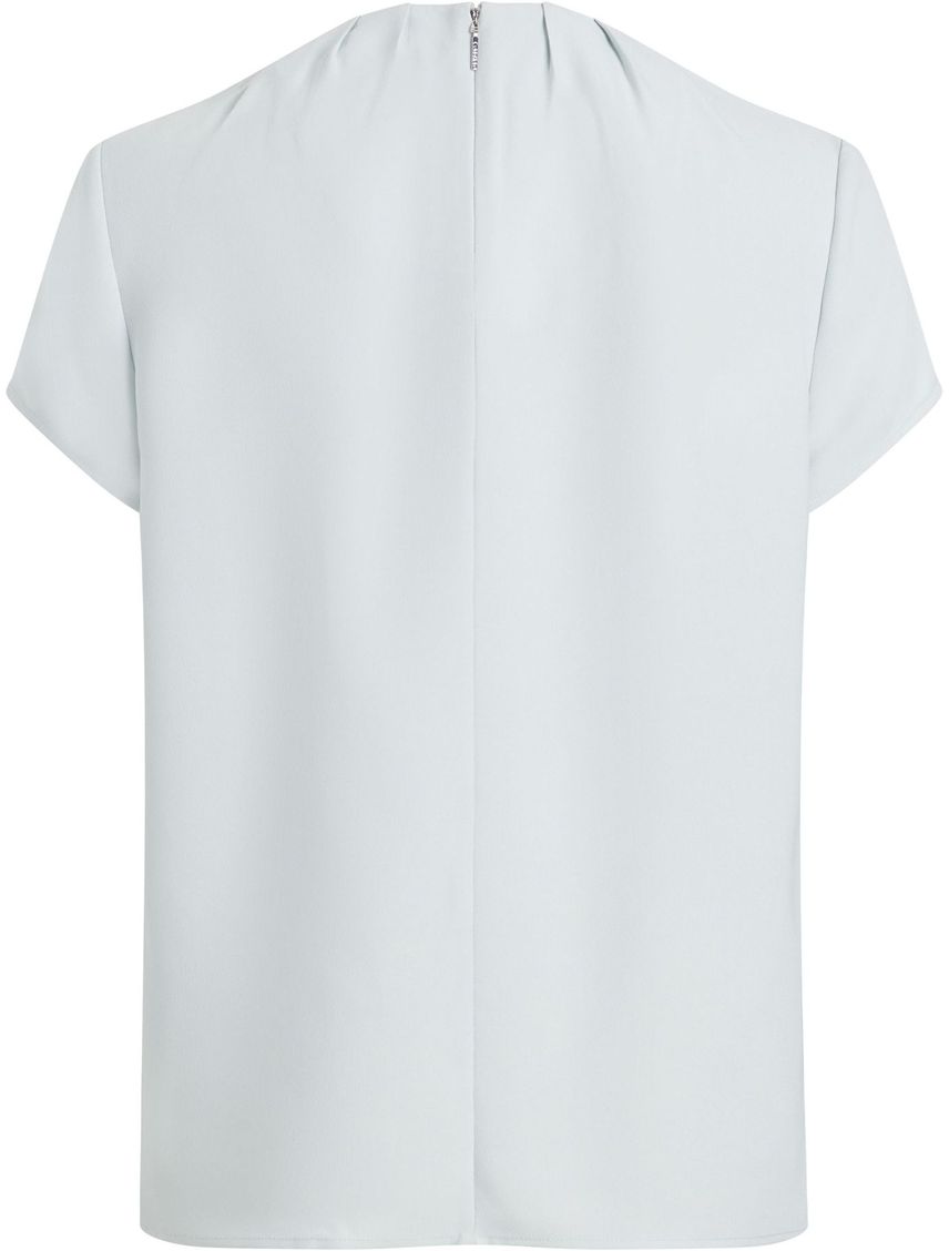 Blusa manga corta con barra metálica