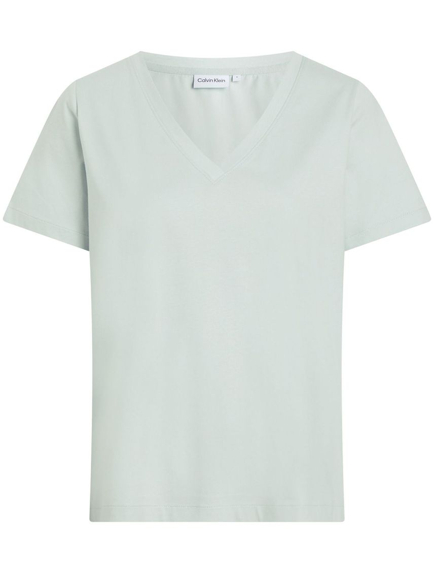 Remera con cuello en v