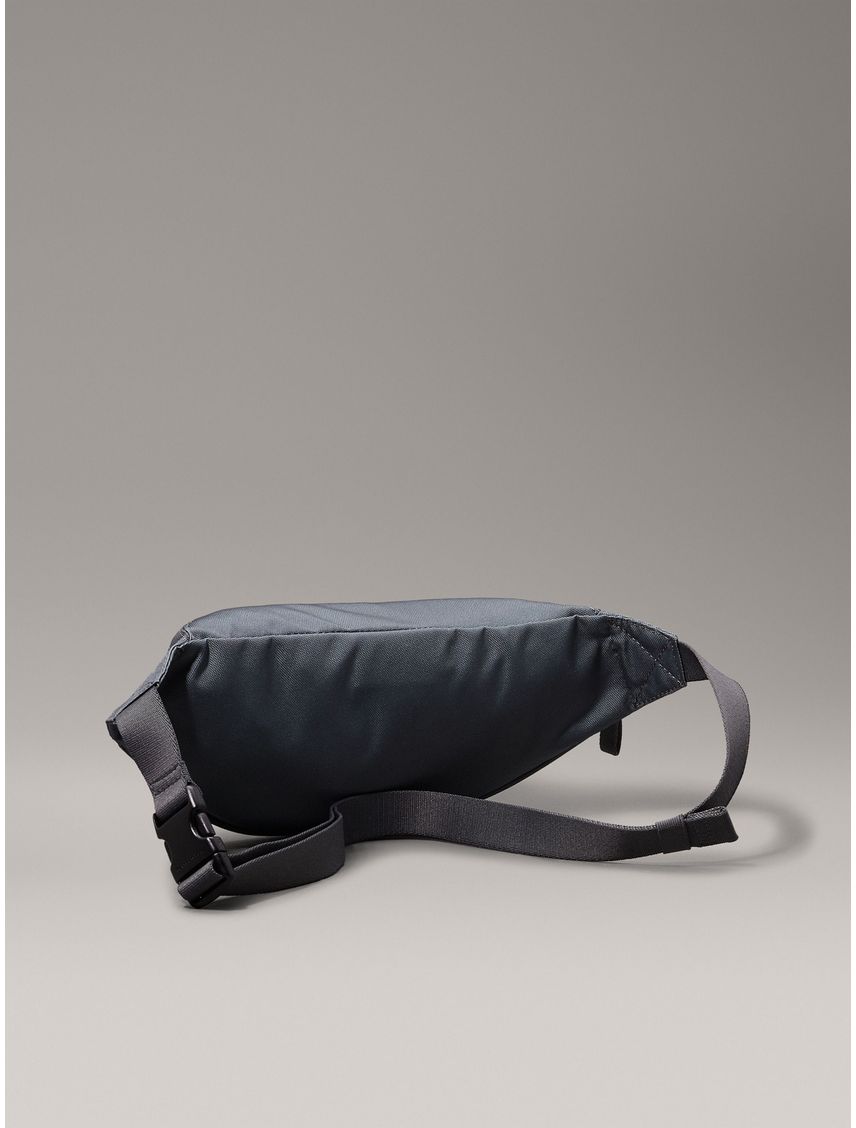 Riñonera essentials sport con logo