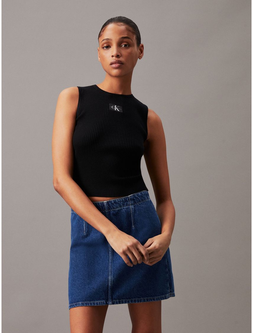 Remera slim de tirantes de lyocell de canalé