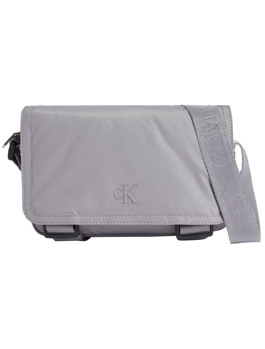 Cartera con monograma tonal
