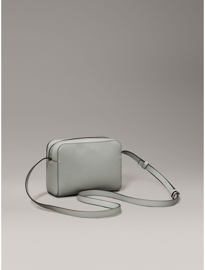 Cartera cruzada sculpted
