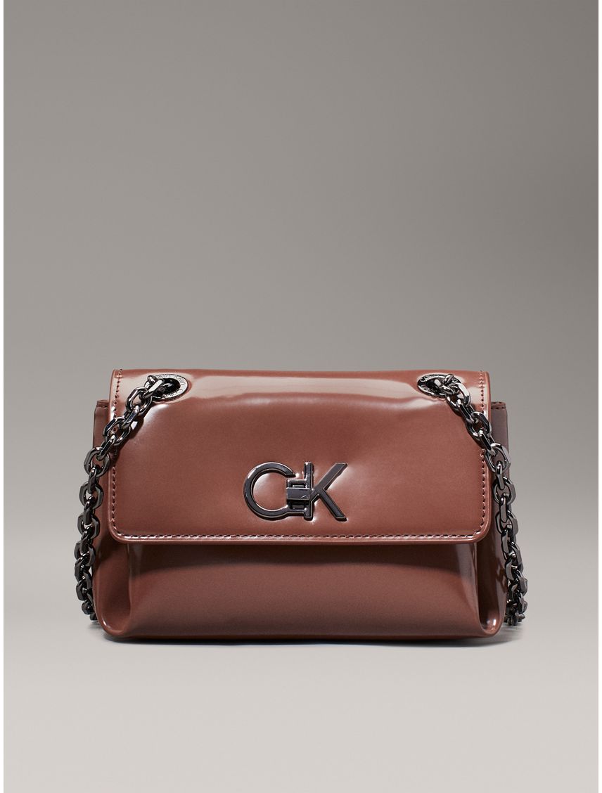 Cartera de hombro pequeña convertible y brillante