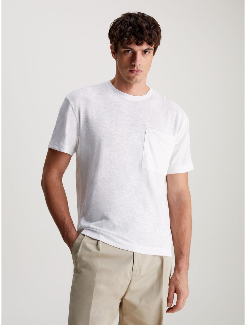 Remera ligera con bolsillo