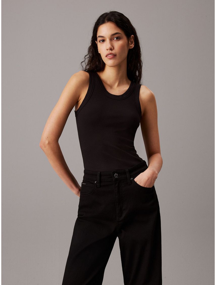 Remera slim de modal de canalé