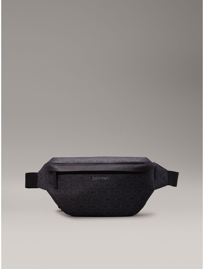 Riñonera must monogram