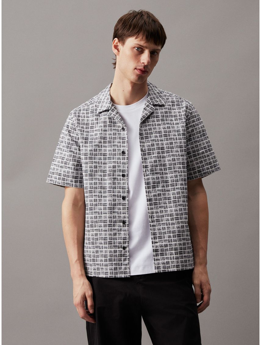 Camisa boxy de rejilla con logo estampado