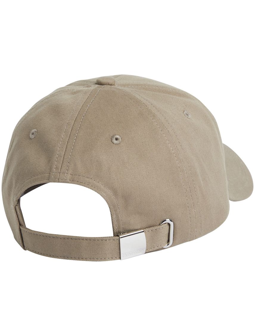 Gorra essential con parche de goma