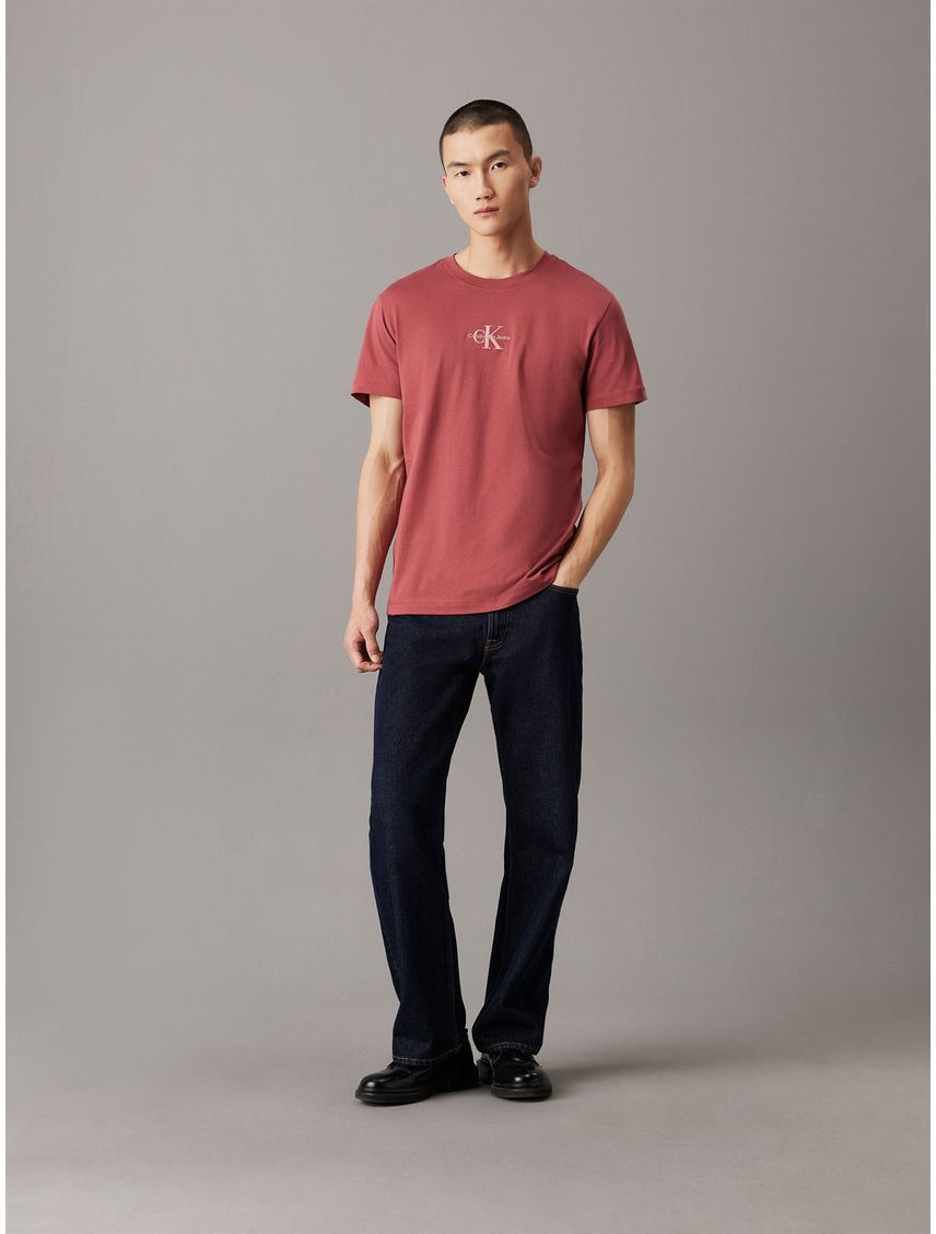 Remera con monograma