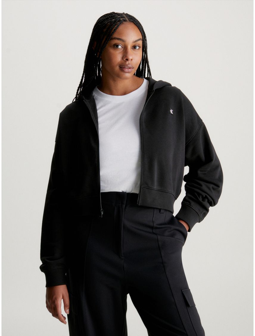 Buzo cropped con capucha y cremallera