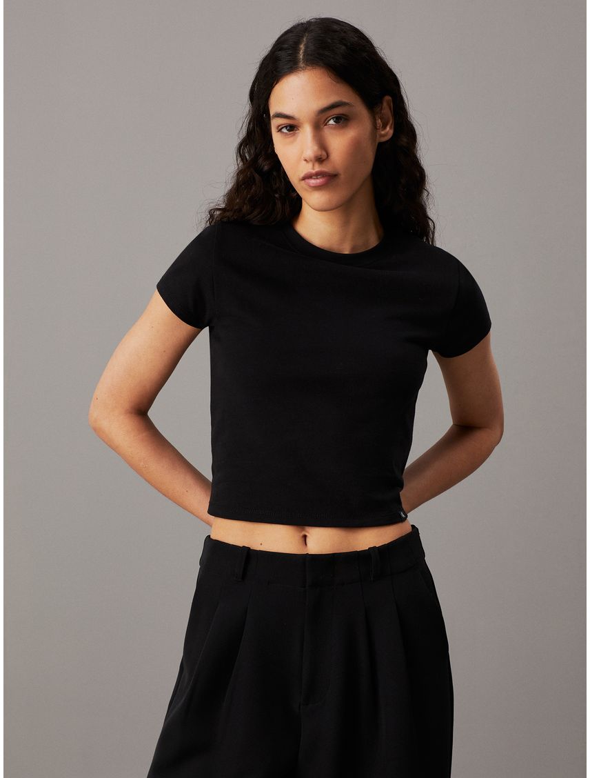 Remera slim cropped