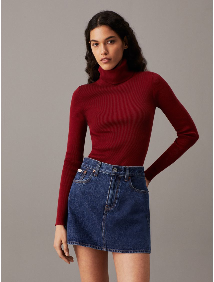 Sweater slim de cuello tortuga de canalé