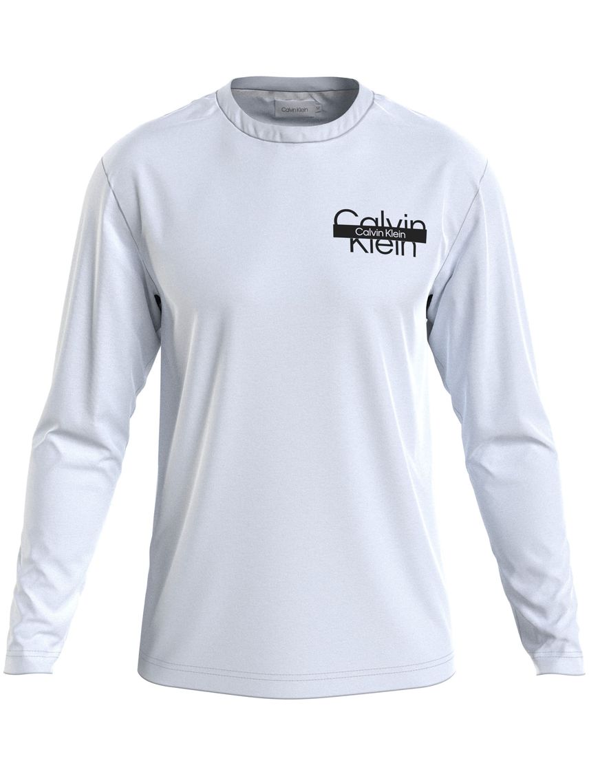 Remera manga larga con logo cortado
