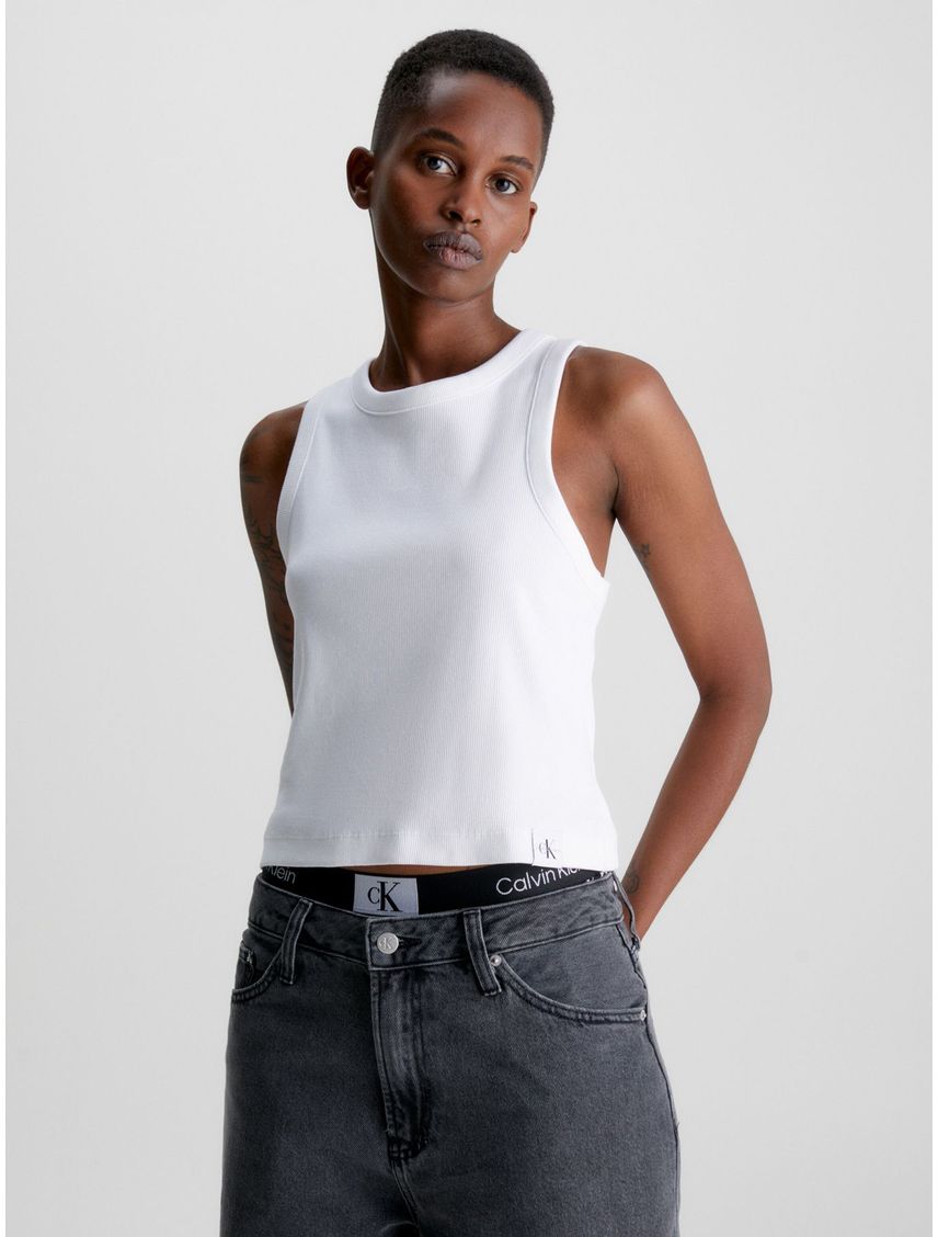 Remera de canalé sin mangas