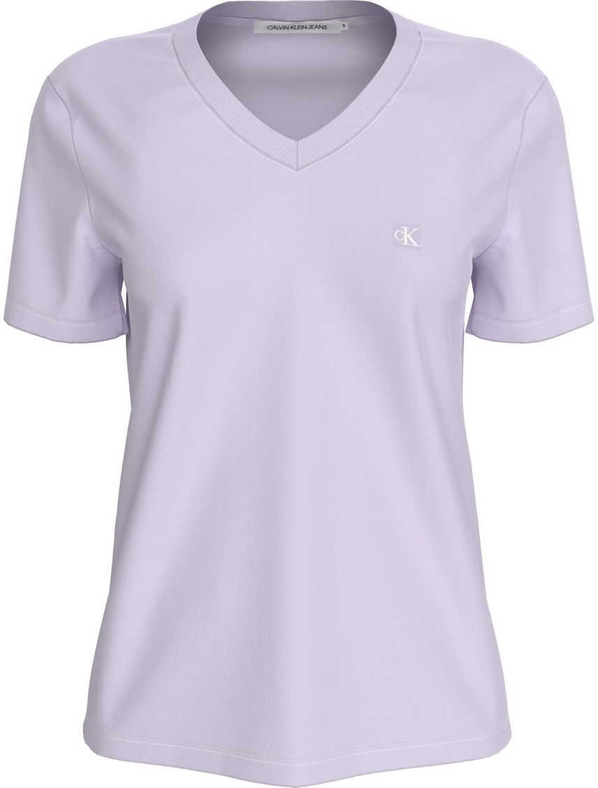 Remera de cuello en v con insignia