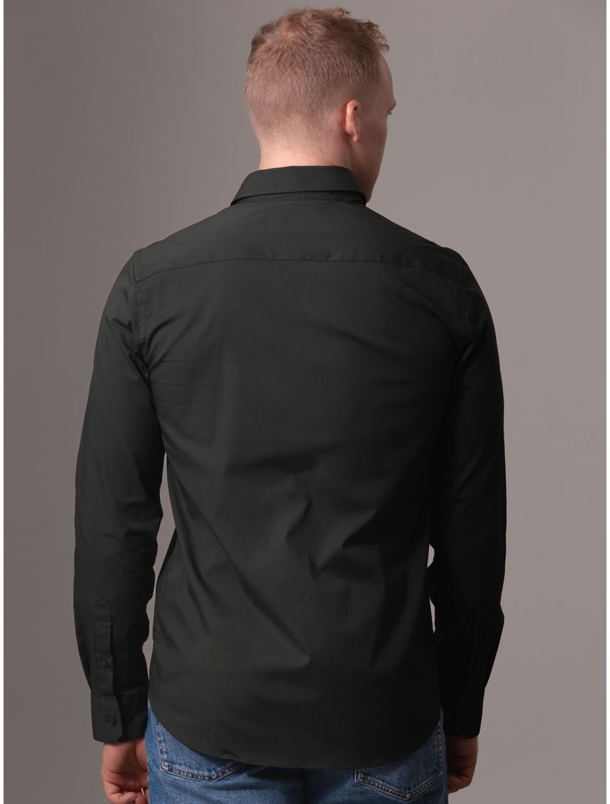 Camisa slim de popelín elástico