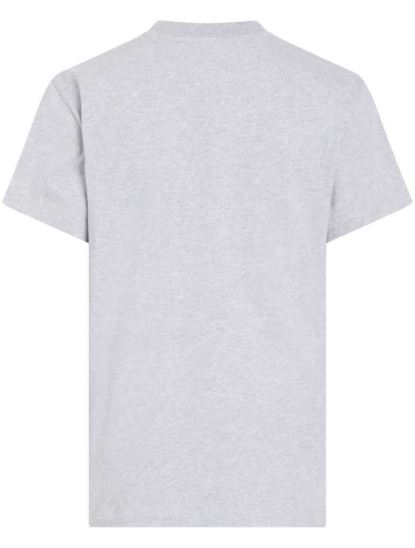Remera con logo hero
