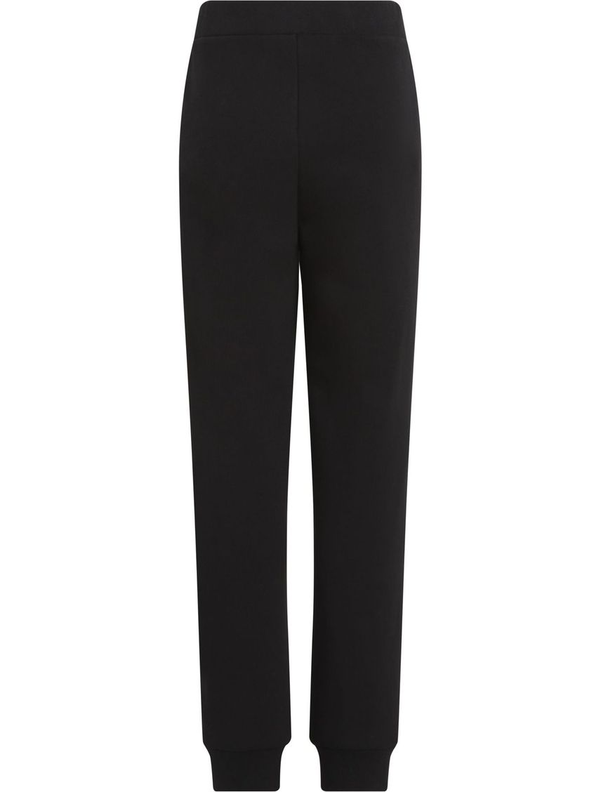 Jogger con nano logo