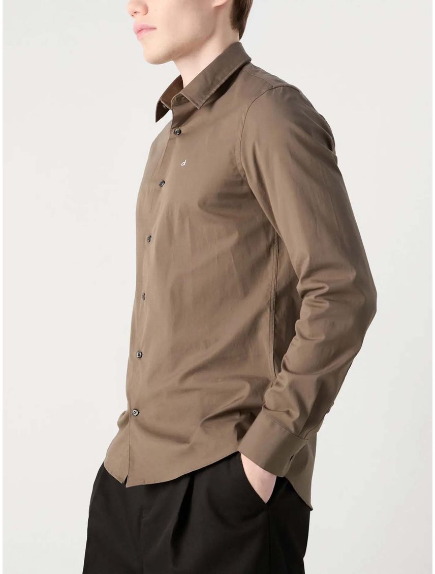 Camisa slim de popelín elástico