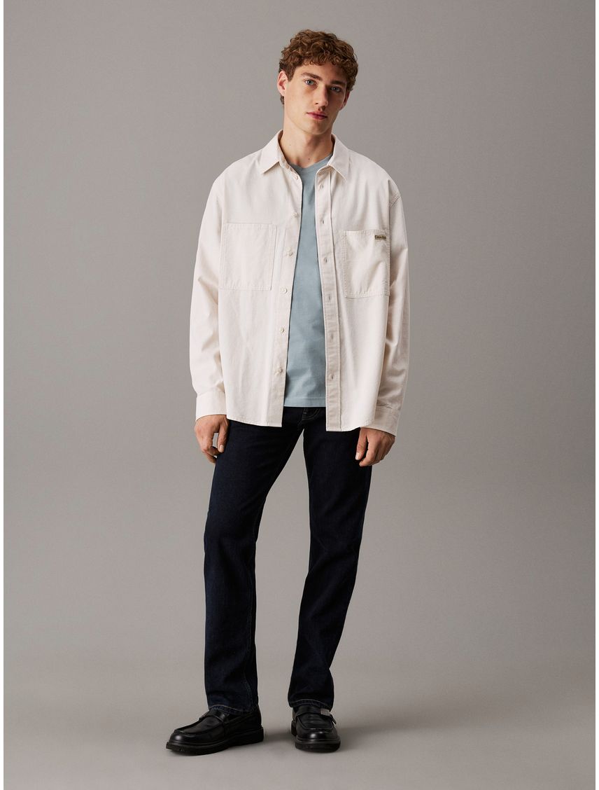 Remera con logo en la parte trasera