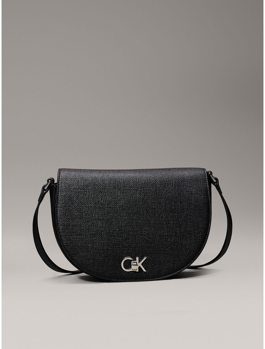 Cartera saddle cruzada con textura de lino