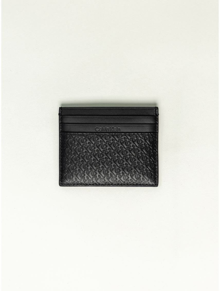 Tarjetero con monograma